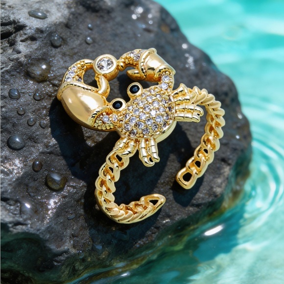 Crab 14 Karat Gold Plated Adjustable Ring - Picture 2 of 2